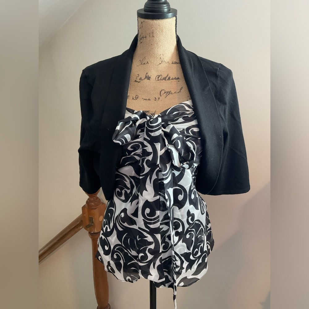 Black XL White House Black Market Cardigan
Silk Sweater